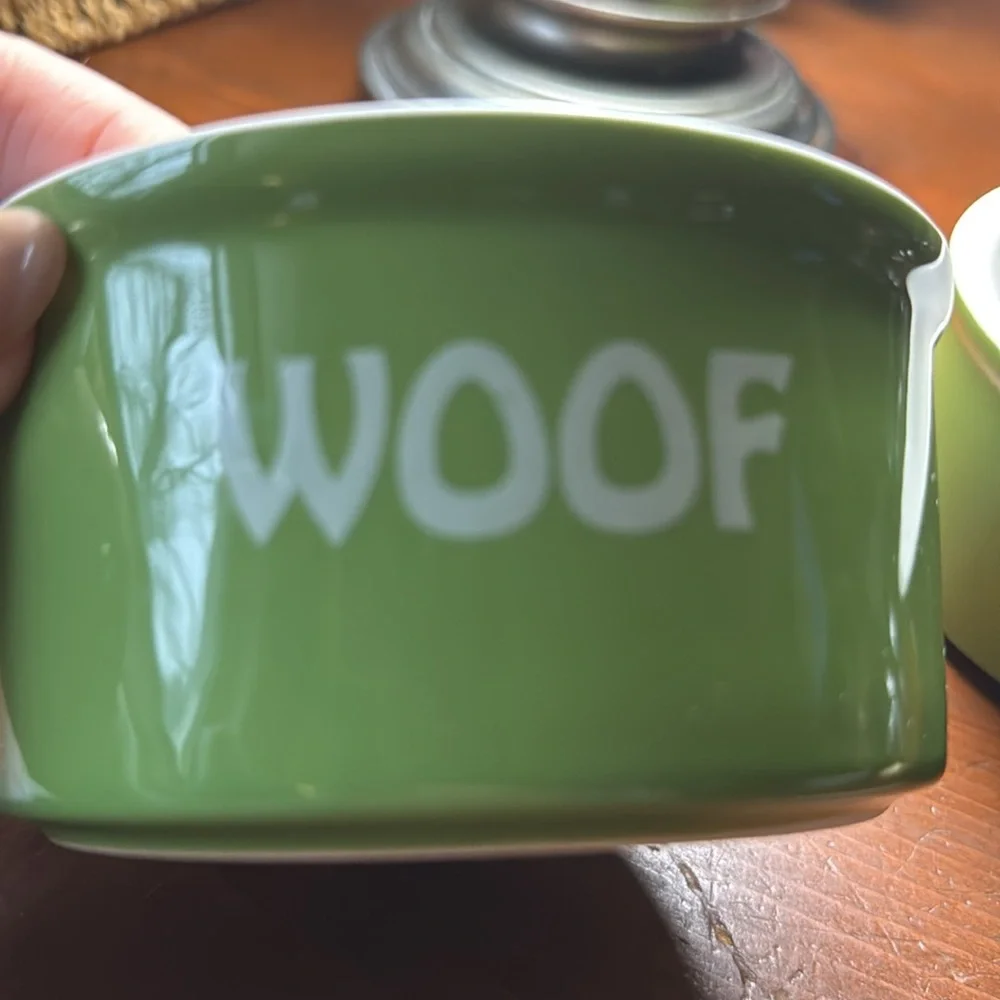 Ceramic medium dog bowls “Woof”
